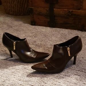 Guess shoe boots